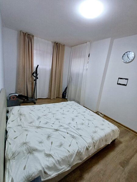 Sector 4, metrou Dimitrie leonida.